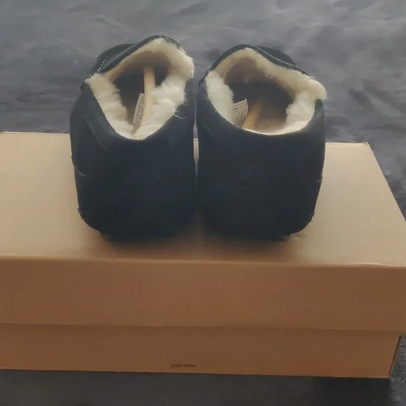 UGG ASCOT SLIPPERS - Picture 3 of 5